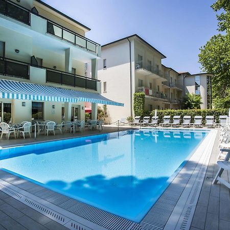 Hotel Athena Cervia Zewnętrze zdjęcie
