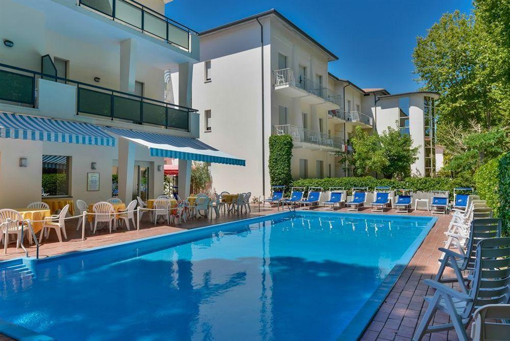 Hotel Athena Cervia Zewnętrze zdjęcie