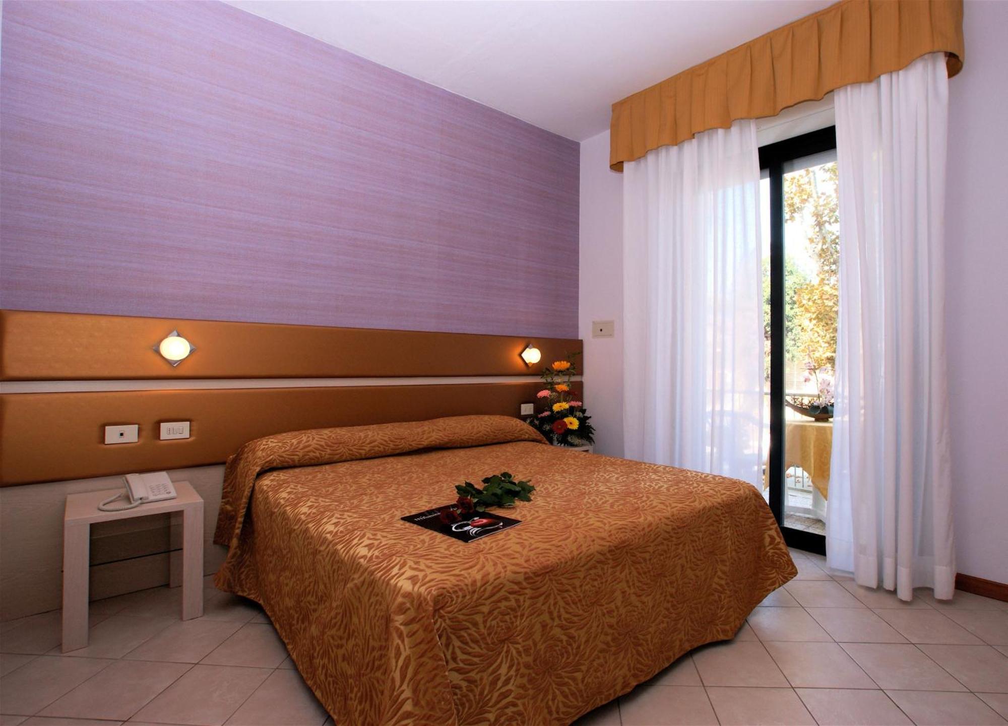 Hotel Athena Cervia Zewnętrze zdjęcie