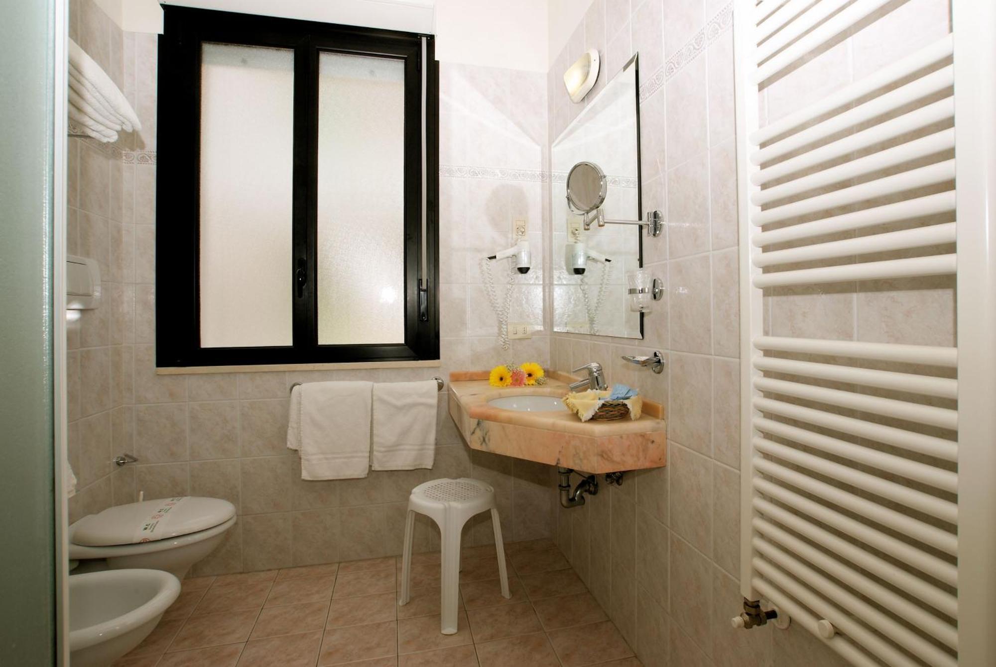 Hotel Athena Cervia Zewnętrze zdjęcie
