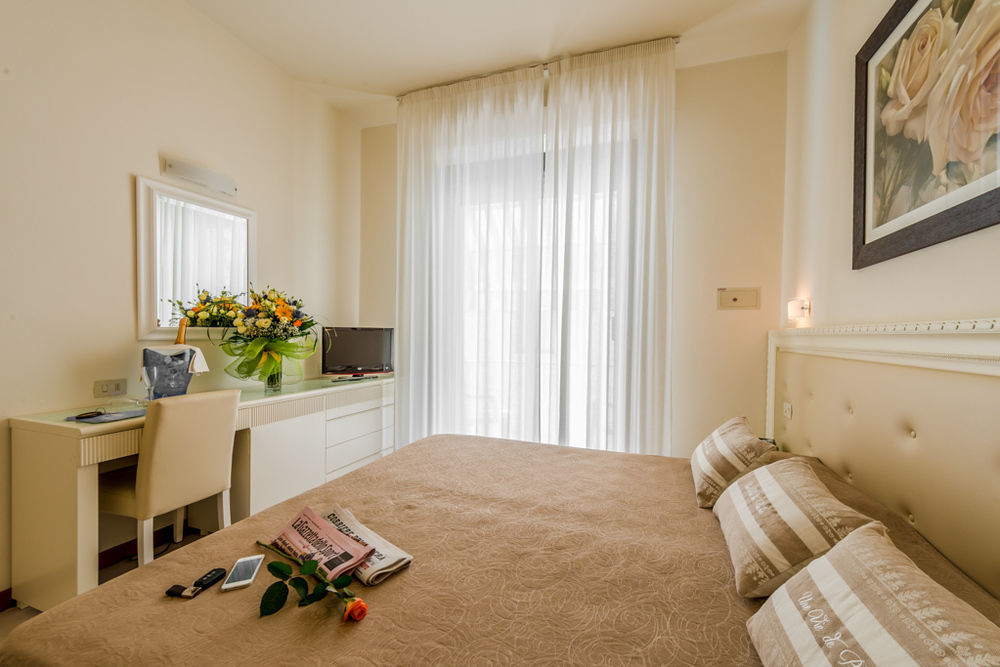 Hotel Athena Cervia Zewnętrze zdjęcie